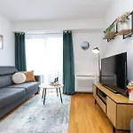 Musulin With Balcony And Garage Apartament