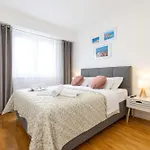 Apartament Musulin With Balcony And Garage *