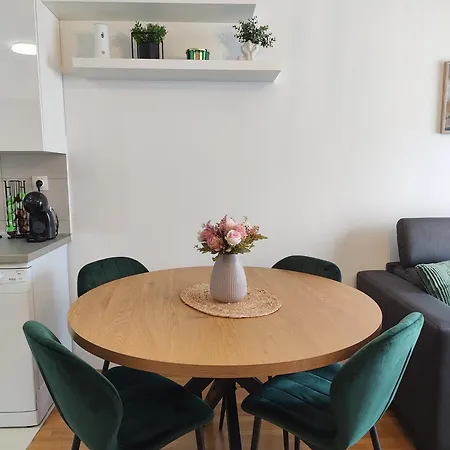 Appartement Musulin With Balcony And Garage
