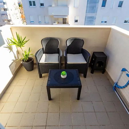 Musulin With Balcony And Garage *